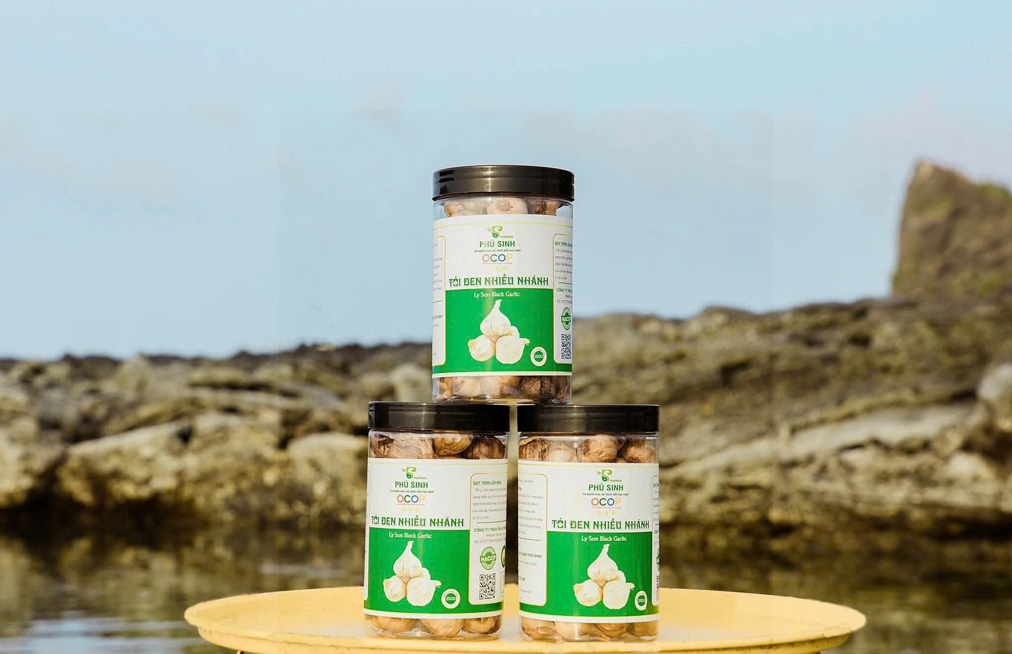 Tỏi đen cô đơn Phú Sinh